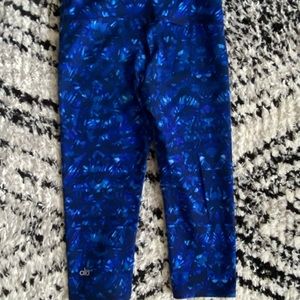 Alo Yoga Cropped Leggings